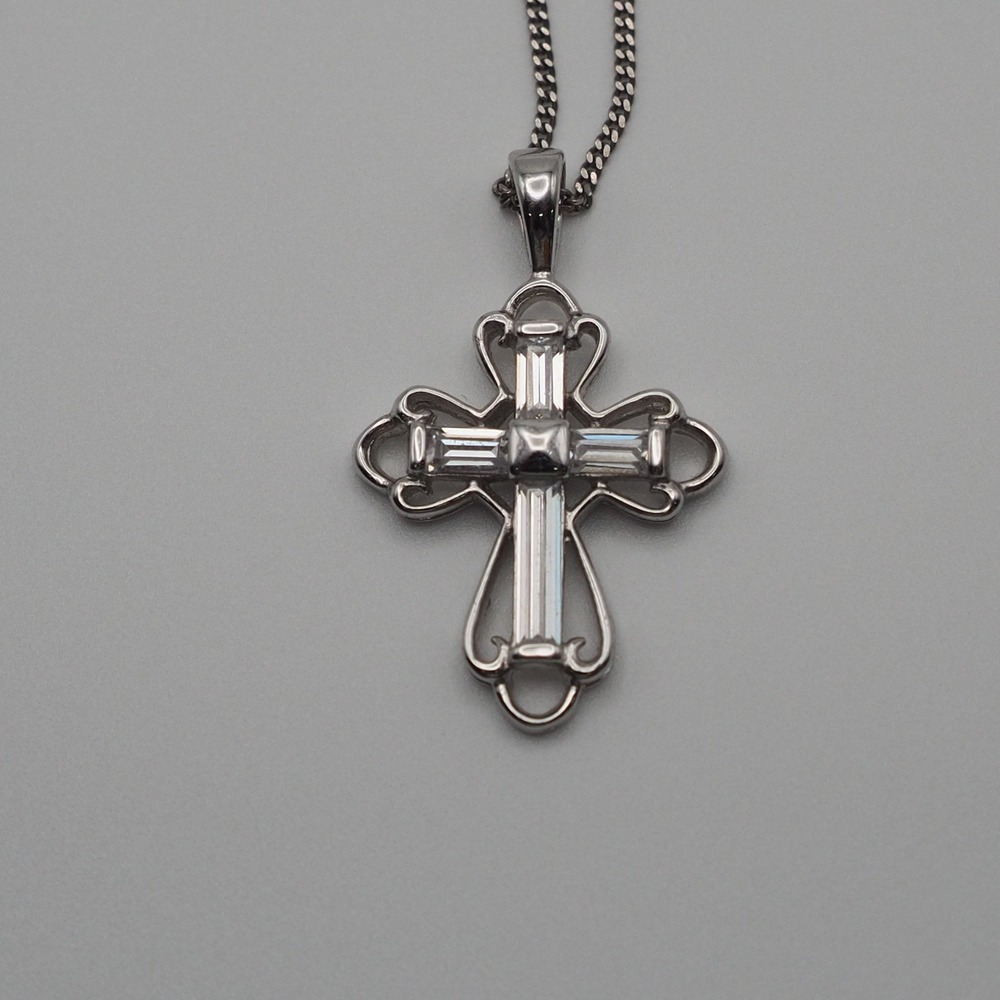 Vintage Necklace Cross Pendant Baguette CZ Sterling Silver 925 Curb Chain Dainty